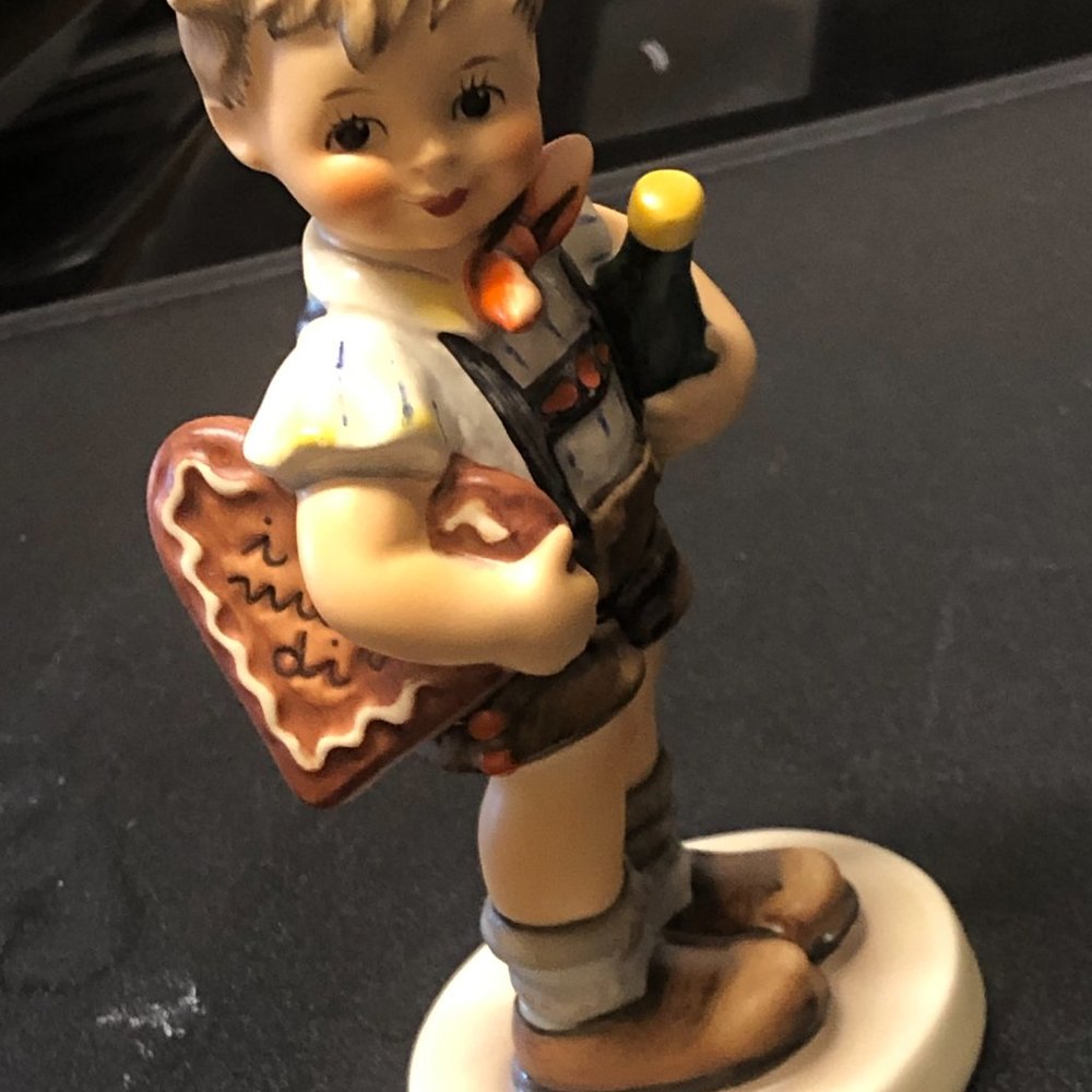 VTG. 1979 Goebel Collectors' Club Special Edition M.J. Hummel original box